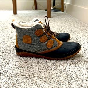 Sorel Duck Boots Women Size 11